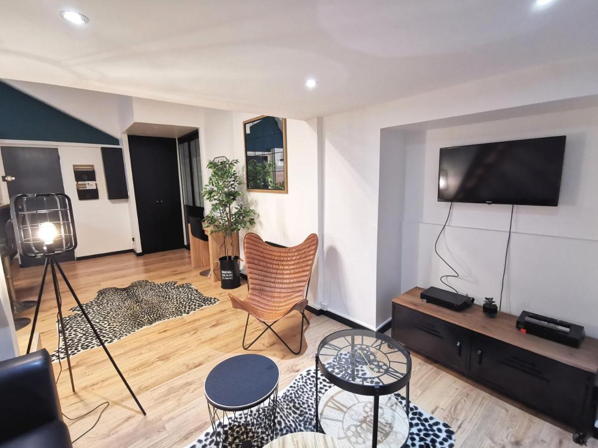 Nouveau - Au Coin Du Chateau Nantes Bagian luar foto
