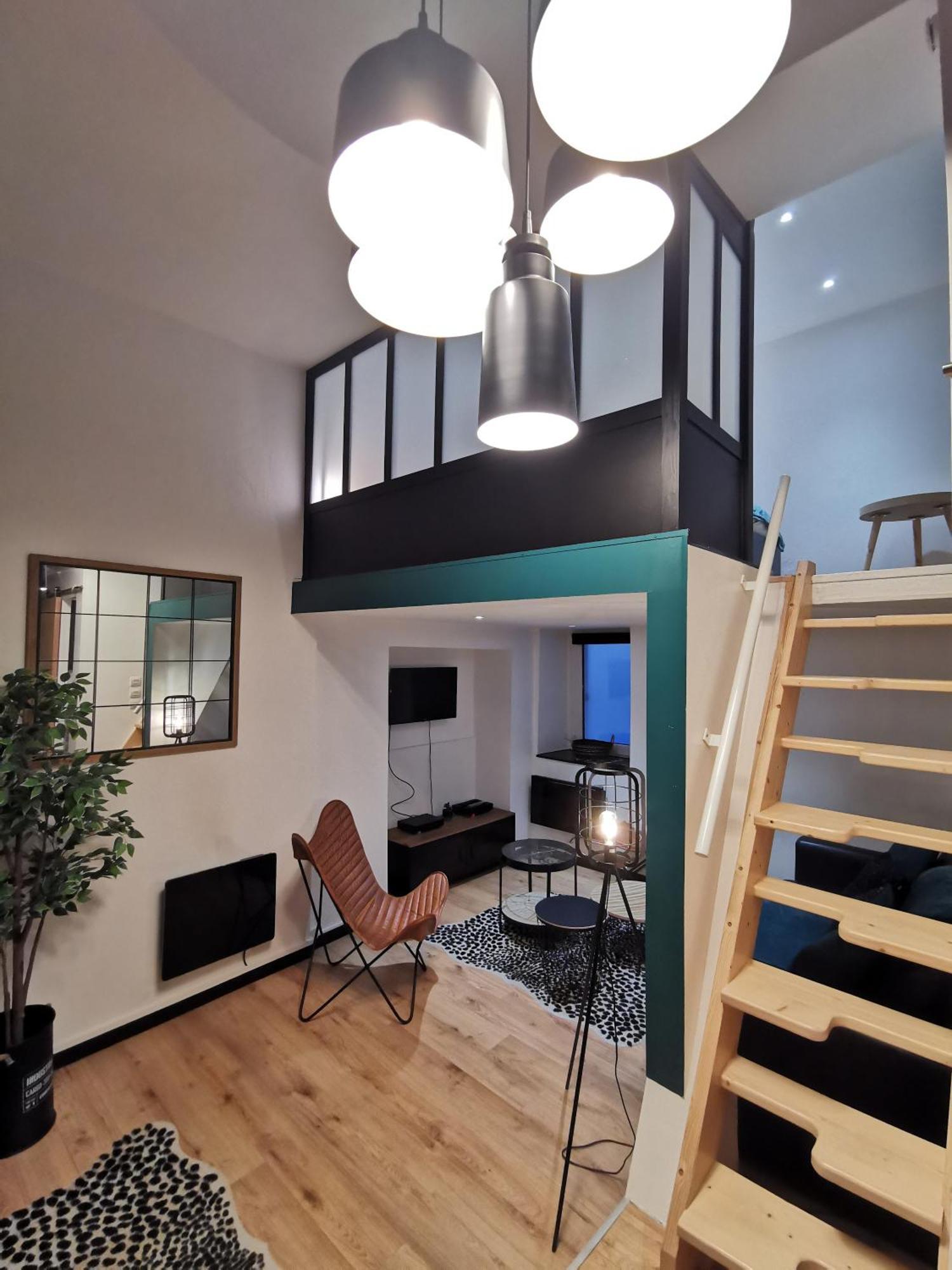 Nouveau - Au Coin Du Chateau Nantes Bagian luar foto